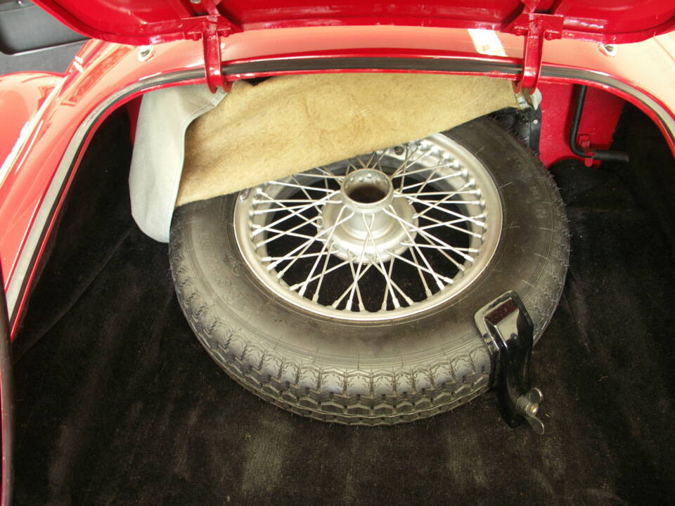 Image 12/31 of MG MGA 1600 (1959)