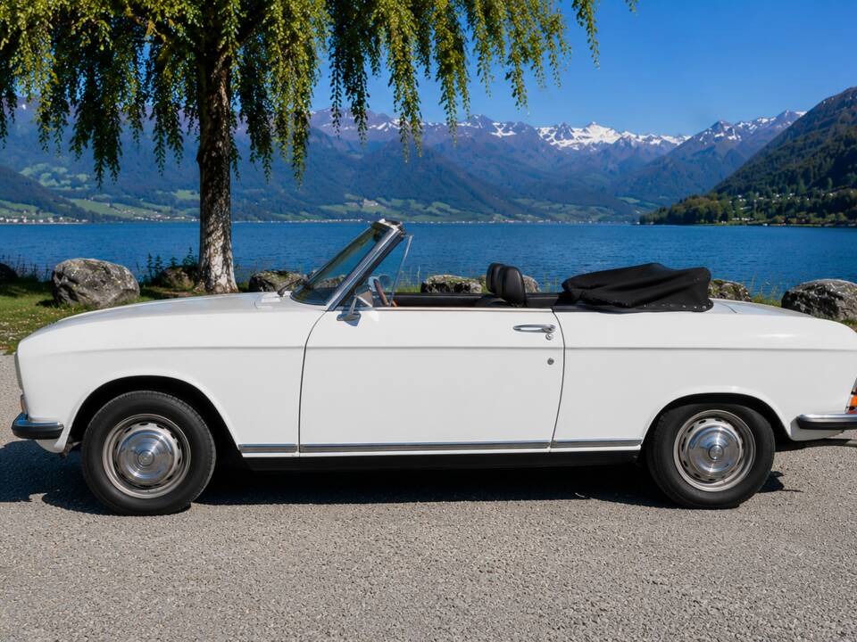 Image 3/7 of Peugeot 304 Convertible (1972)