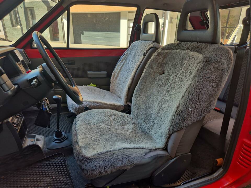 Bild 10/36 von Ford Fiesta 1.6 D (1987)