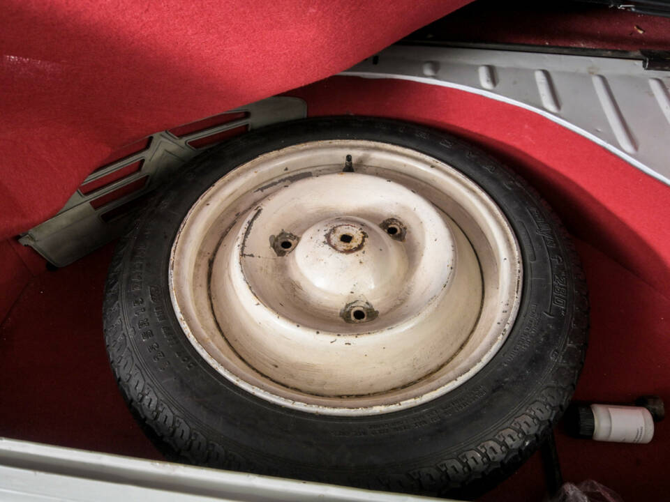 Image 43/50 de Citroën 2 CV 6 (1987)