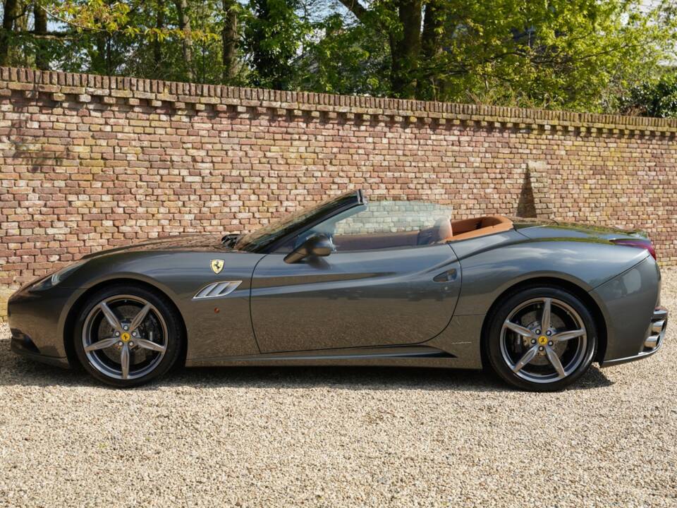 Bild 14/50 von Ferrari California (2010)