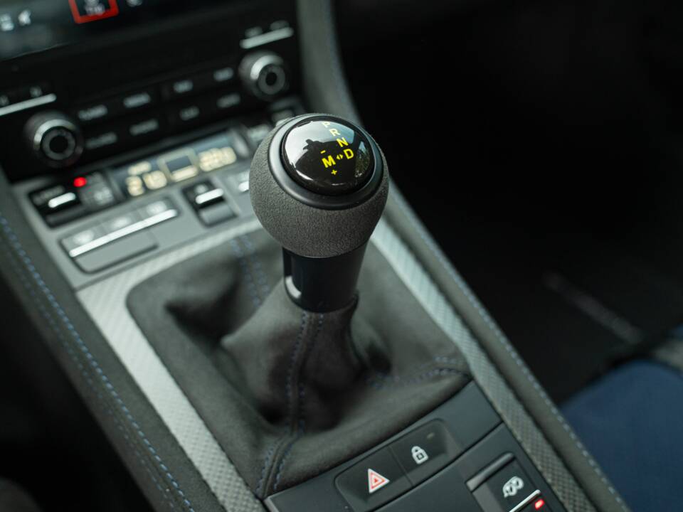 Image 37/100 of Porsche 718 Cayman GT4 RS Weissach (2024)