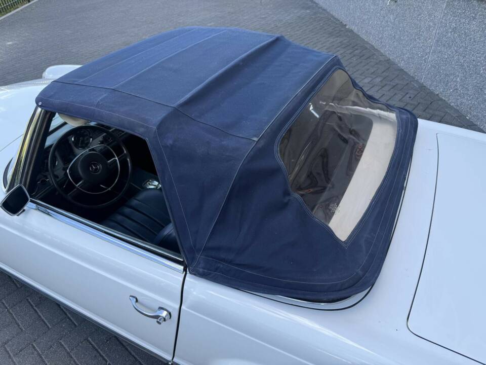 Bild 18/50 von Mercedes-Benz 280 SL (1969)