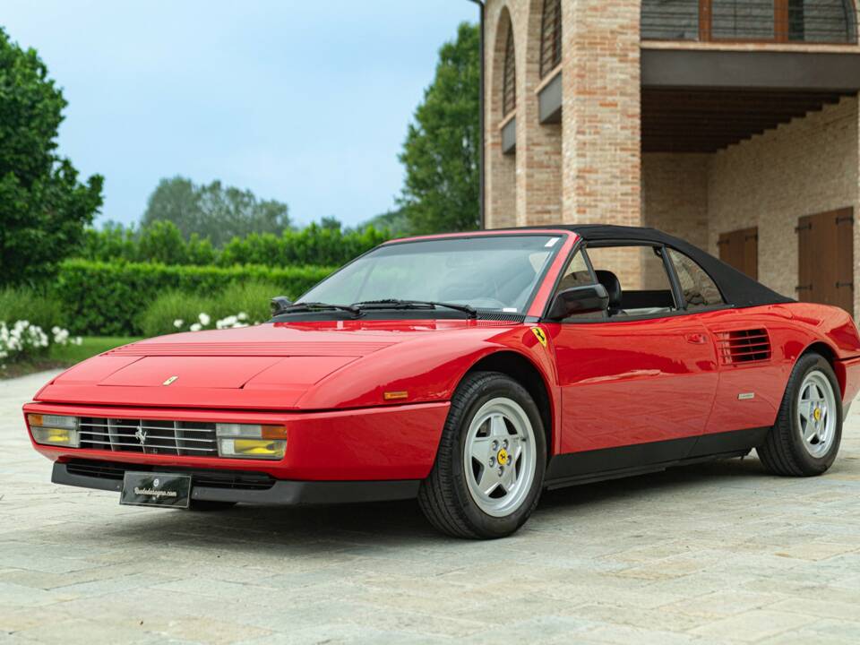 Image 9/50 of Ferrari Mondial T (1991)
