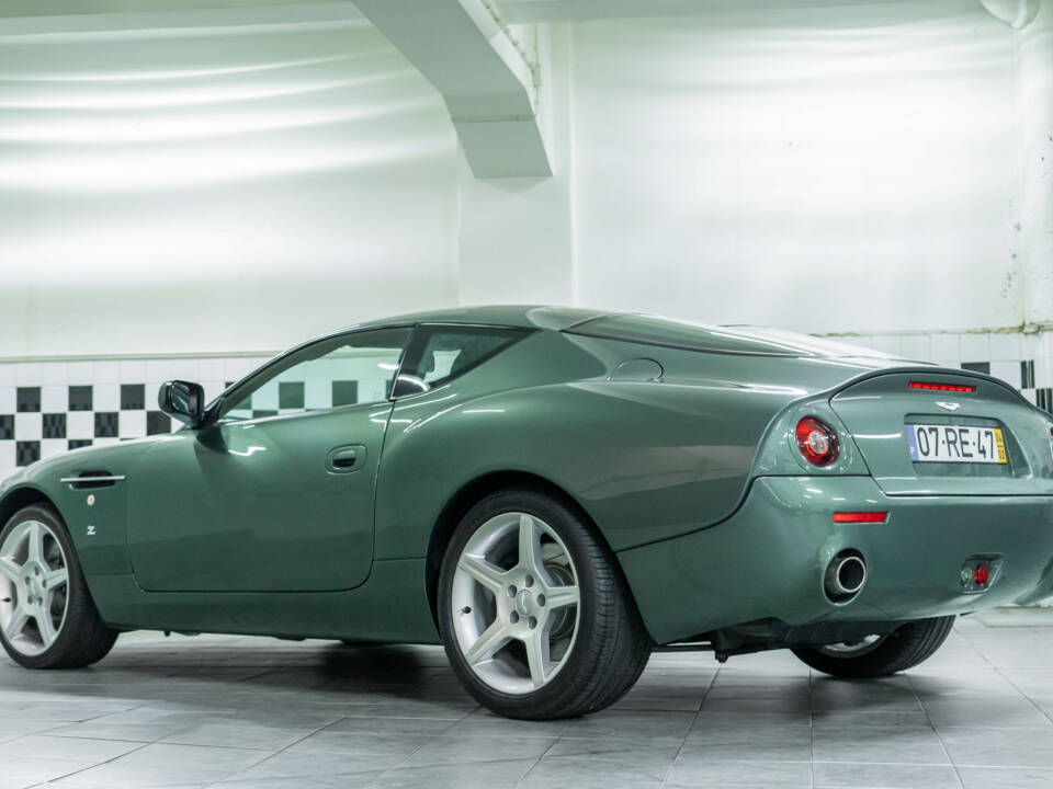 Image 7/30 of Aston Martin DB 7 Zagato (2004)