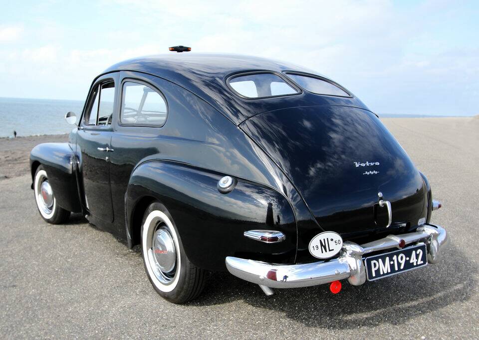 Immagine 6/8 di Volvo PV 444 (1950)