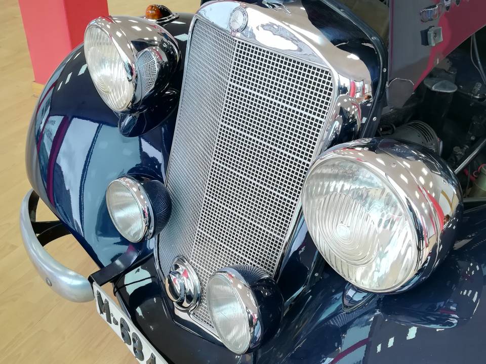 Imagen 46/50 de Mercedes-Benz 170 V Cabriolet B (1941)