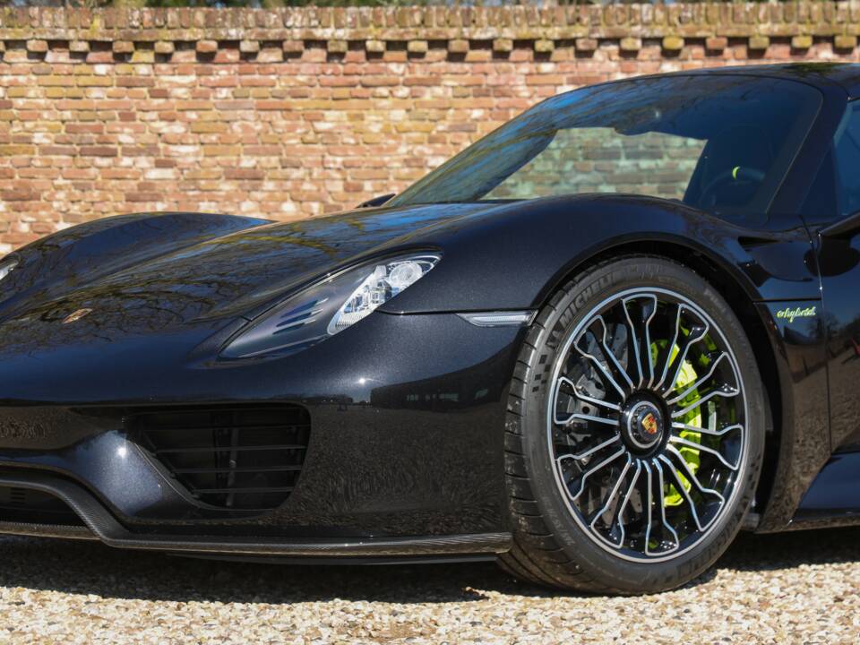 Afbeelding 38/50 van Porsche 918 Spyder (2015)