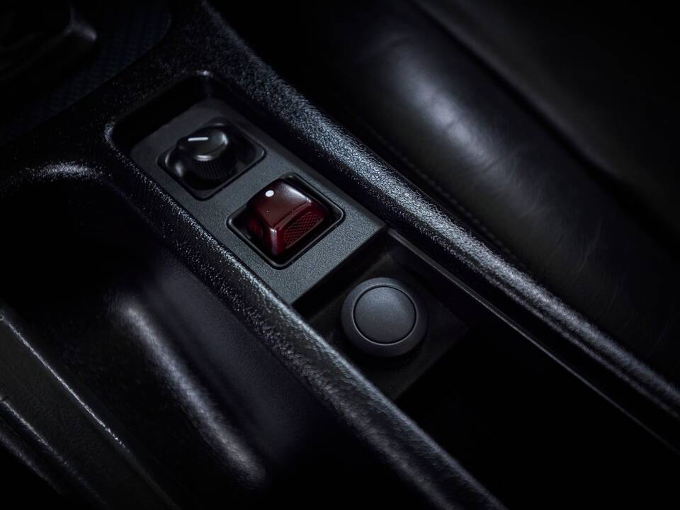 Image 40/100 de Mercedes-Benz SLK 230 Kompressor (1999)