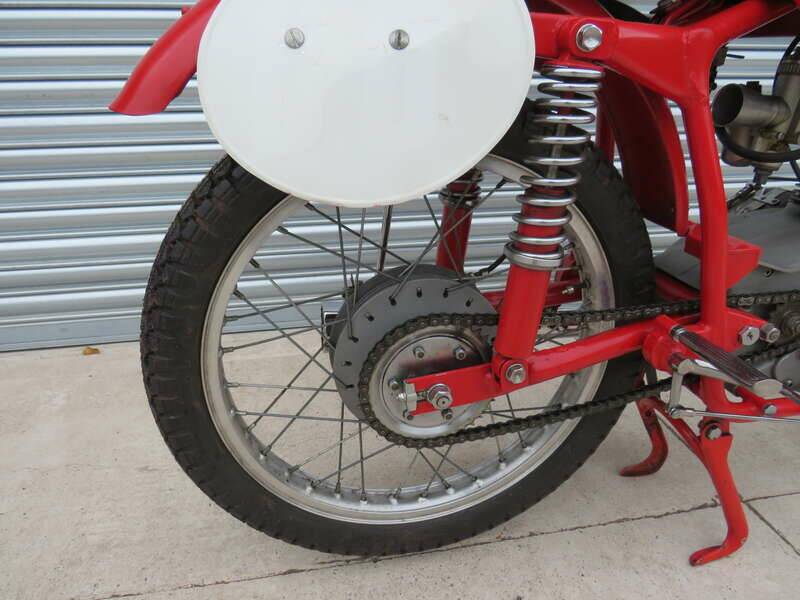 Image 35/43 of MV Agusta 175 CS Sport Disco Volante (1955)
