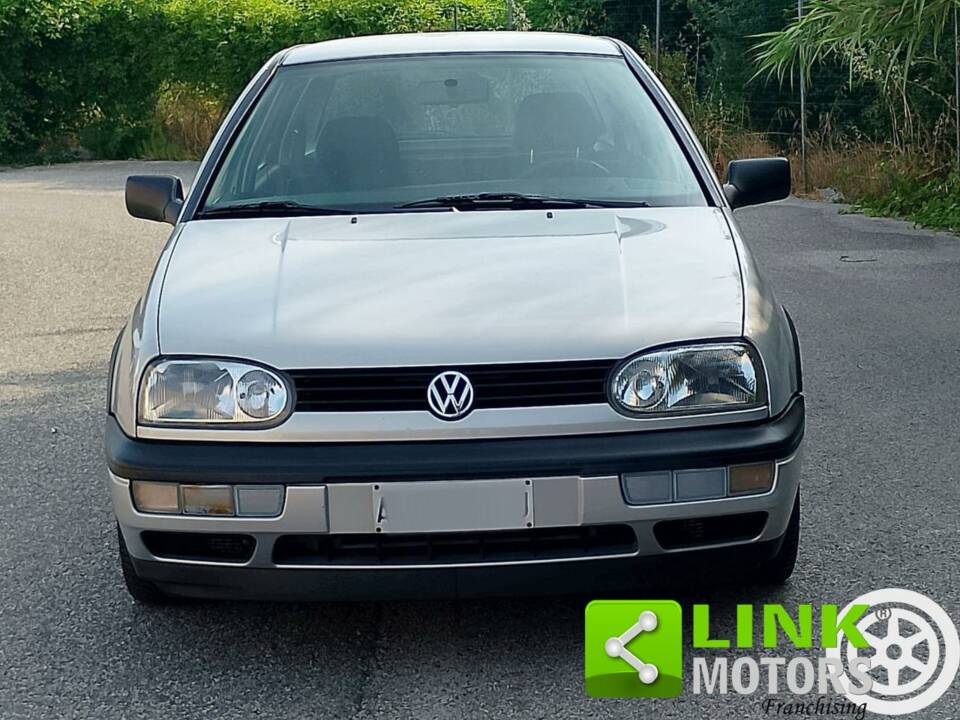 Image 2/10 of Volkswagen Golf III 1.6 (1995)