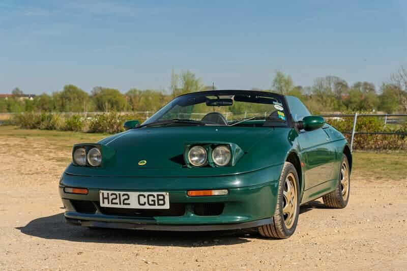 Image 36/50 of Lotus Elan (1991)