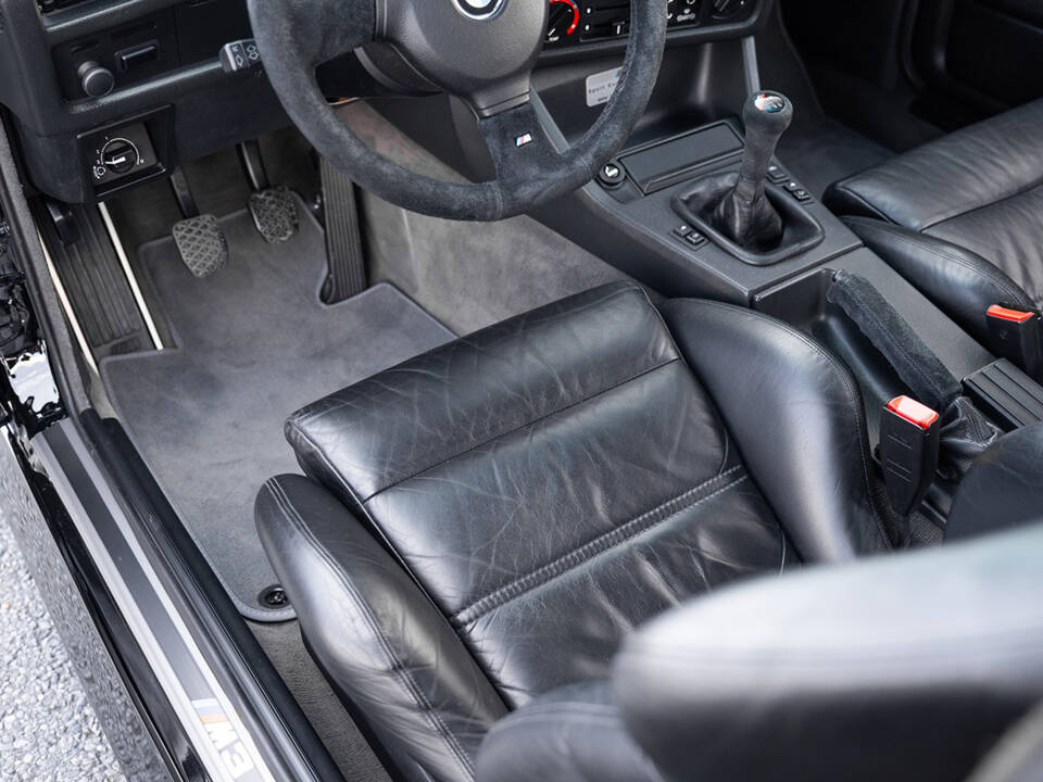 Image 37/91 de BMW M3 Sport Evo (1990)