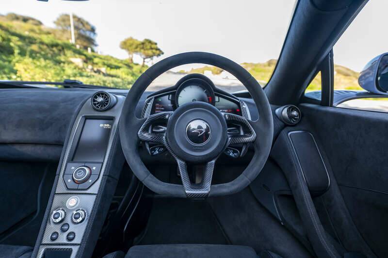 Image 30/37 of McLaren 675LT Spider (2016)