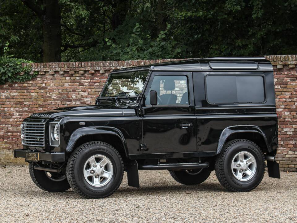 Bild 12/50 von Land Rover Defender 90 (2013)
