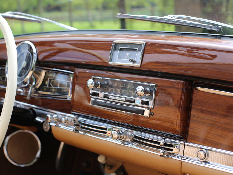 Image 47/56 of Mercedes-Benz 300 Sc Roadster (1958)