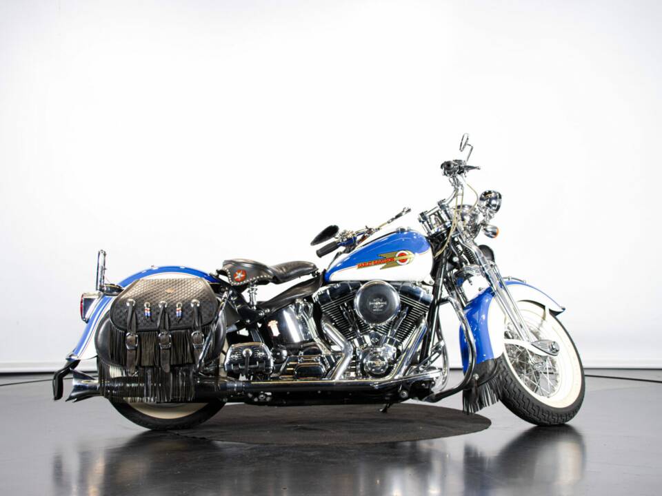 Immagine 5/50 di Harley-Davidson FXSTS Softail Springer (2000)