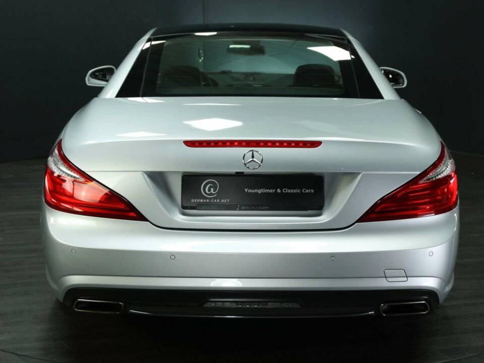 Bild 44/50 von Mercedes-Benz SL 500 (2015)