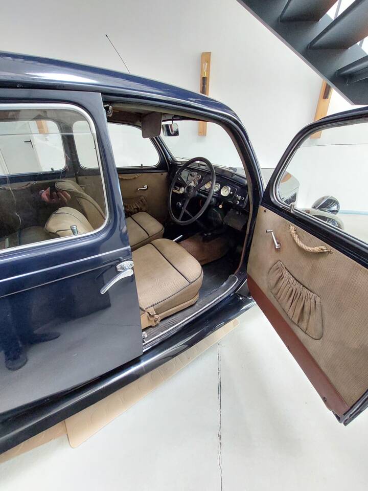 Image 25/27 of Lancia Ardea (1939)