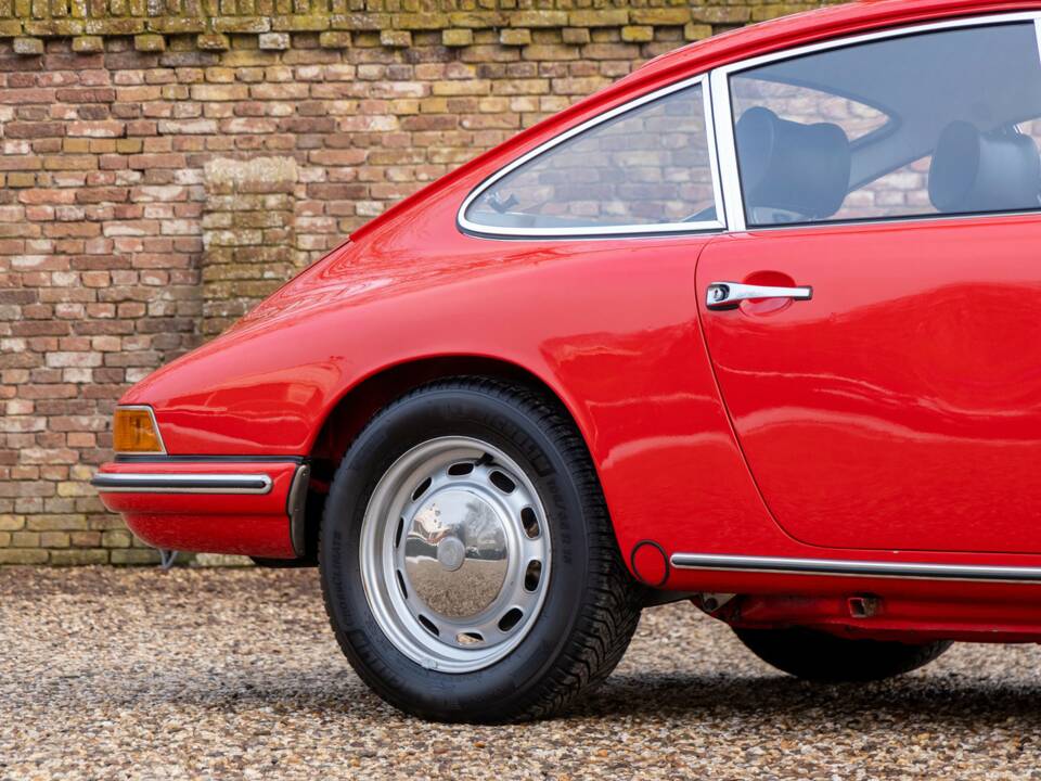 Immagine 42/50 di Porsche 912 (1968)