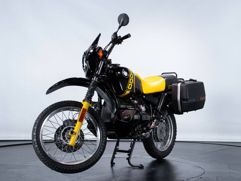 Immagine 2/50 di BMW DUMMY (1988)