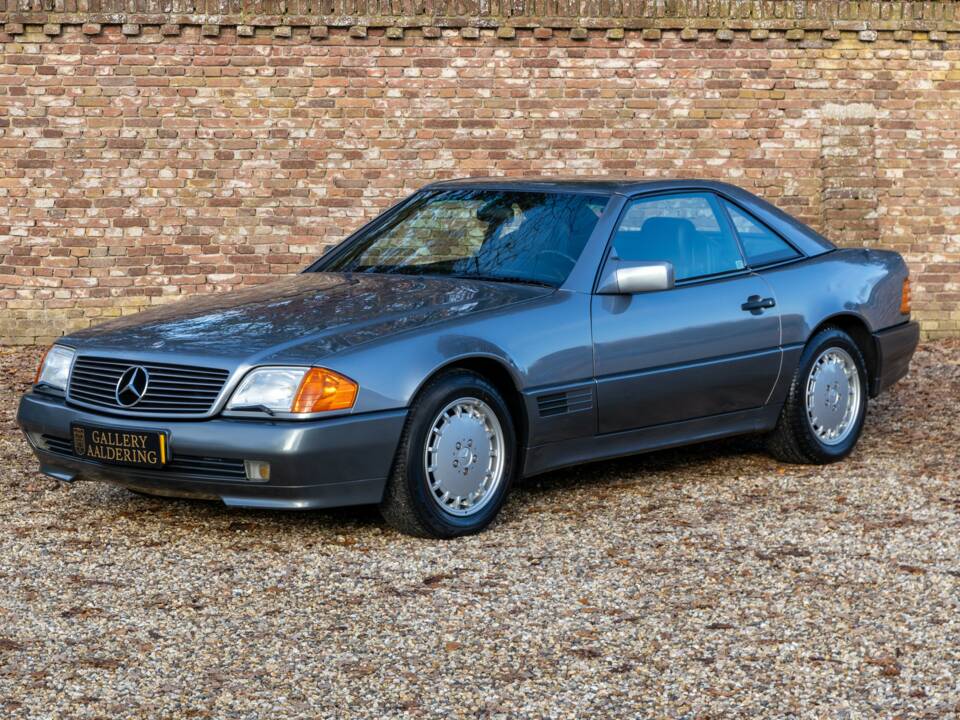 Image 30/50 of Mercedes-Benz 500 SL (1991)