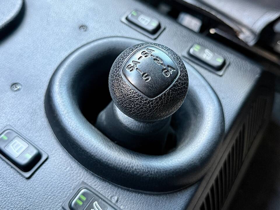 Immagine 16/26 di Mercedes-Benz 280 GE (kurz) (1988)