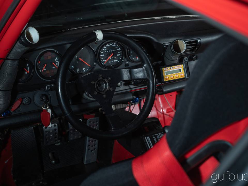 Image 8/49 of Porsche 911 Carrera RS Clubsport (1995)
