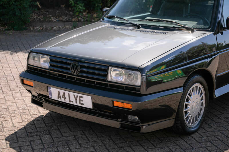 Imagen 8/50 de Volkswagen Golf Mk II GTi G60 1.8 (1989)