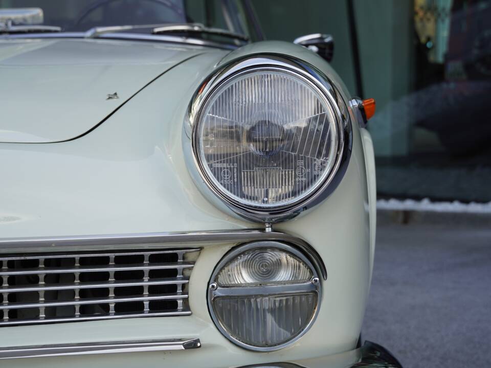 Immagine 11/41 di Alfa Romeo 2000 Spider (1959)