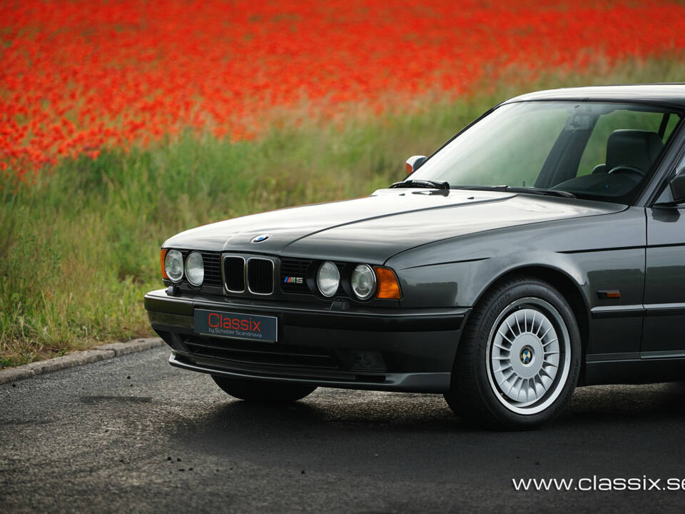 Afbeelding 15/25 van BMW M5 (1990)