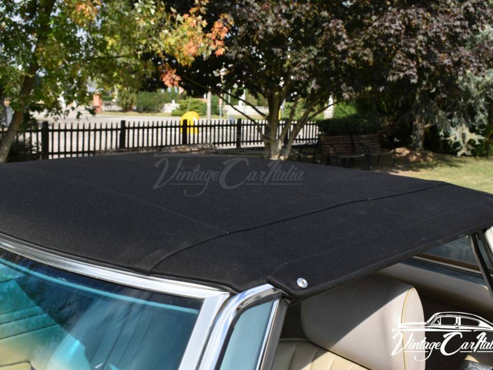 Image 22/75 de Mercedes-Benz 560 SL (1986)
