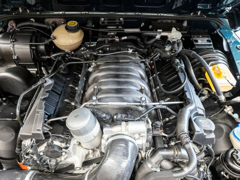 Afbeelding 27/33 van Land Rover Defender 110 Works V8 (2013)
