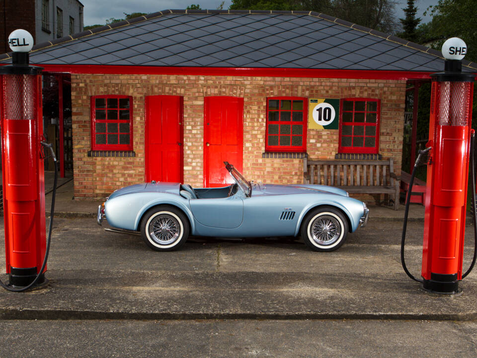 Imagen 2/22 de AC Cobra 289 (1964)