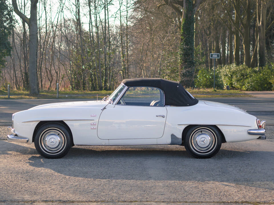 Image 14/42 de Mercedes-Benz 190 SL (1961)