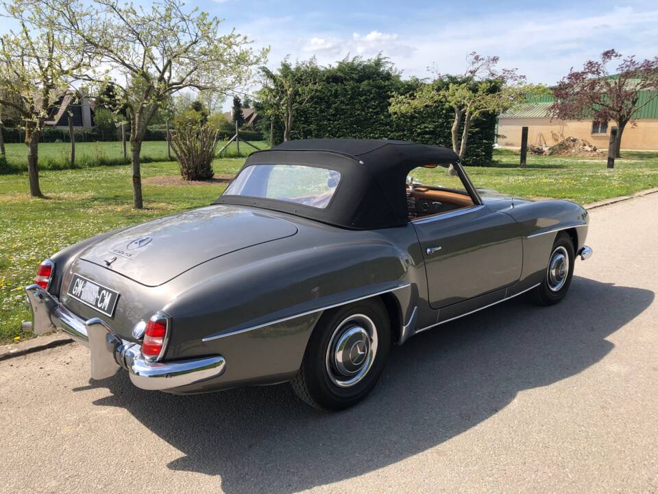 Image 2/10 of Mercedes-Benz 190 SL (1957)