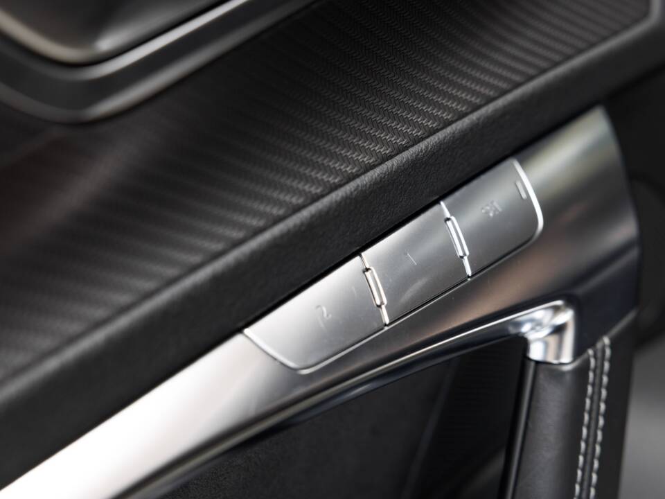 Image 8/40 of Audi RS6 Avant (2019)