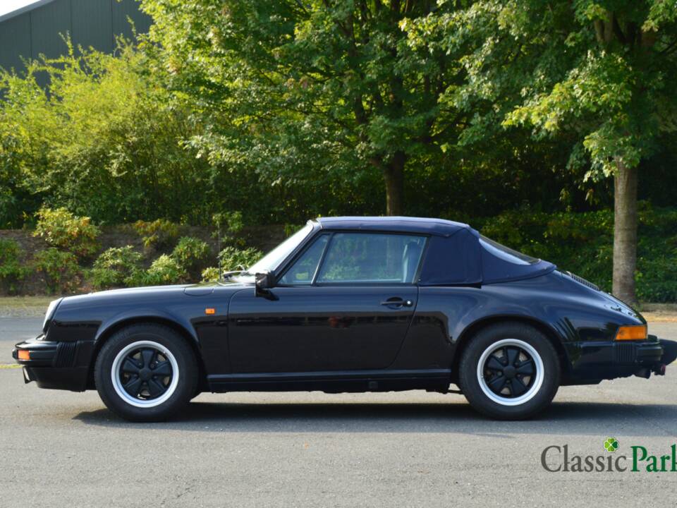Bild 6/50 von Porsche 911 Carrera 3.2 (1986)