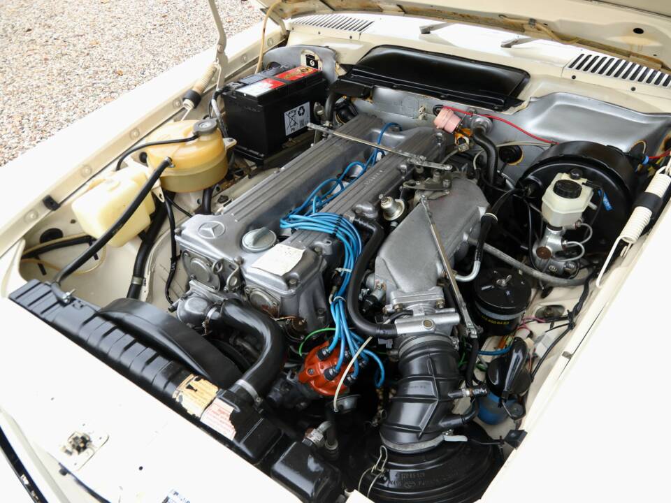 Imagen 4/50 de Mercedes-Benz 280 SL (1976)