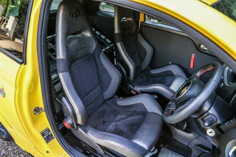 Immagine 39/41 di Abarth 695 Biposto (2006)
