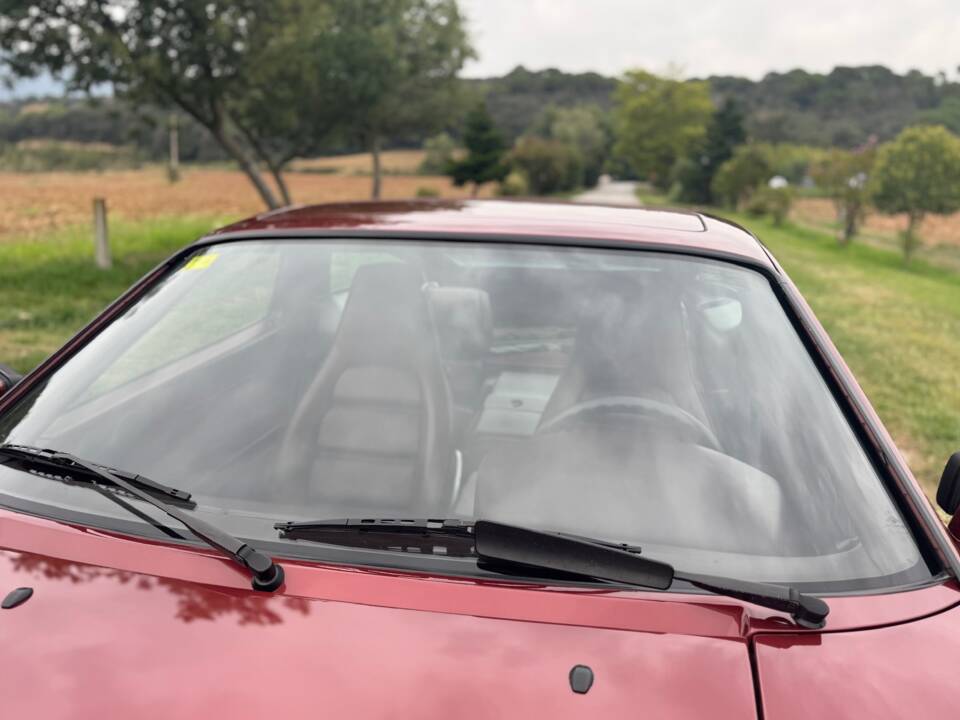 Image 11/32 of Porsche 928 S (1988)
