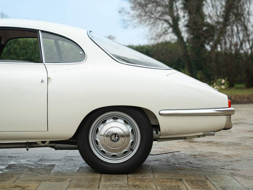 Imagen 24/50 de Alfa Romeo Giulia Sprint Speciale (1964)
