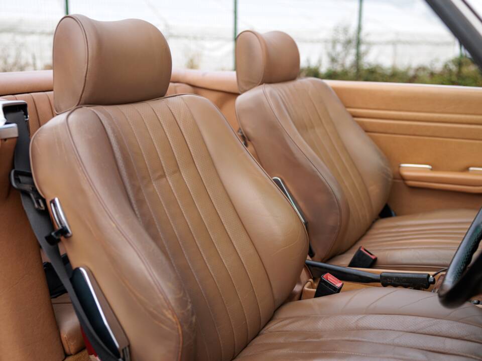 Image 39/50 of Mercedes-Benz 420 SL (1988)