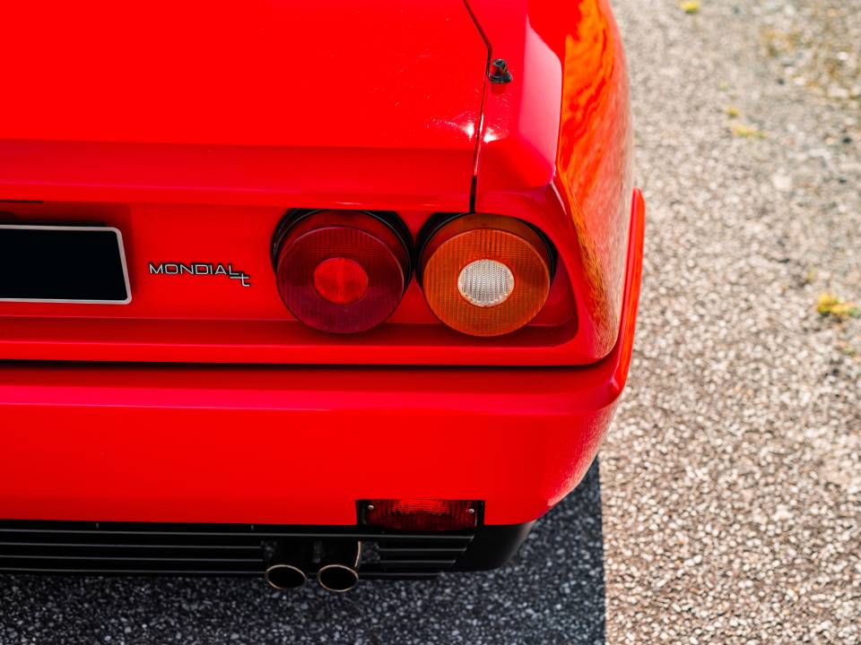 Immagine 7/50 di Ferrari Mondial T (1992)