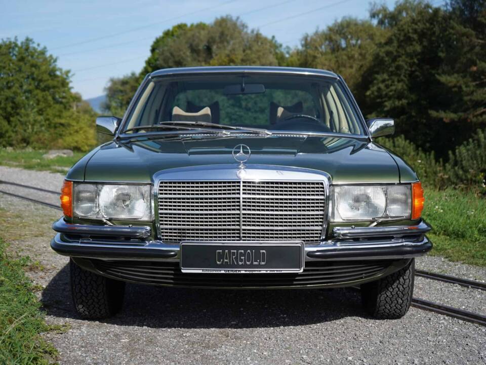 Afbeelding 23/28 van Mercedes-Benz 450 SEL (1979)