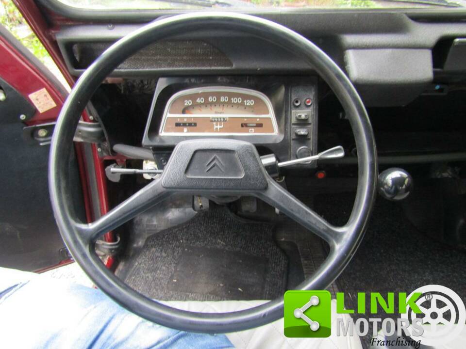 Immagine 4/10 di Citroën 2 CV 6 Charleston (1983)