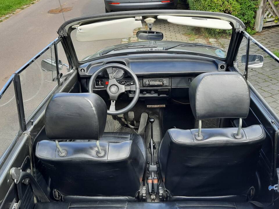Image 15/22 of Volkswagen Beetle 1303 LS (1979)