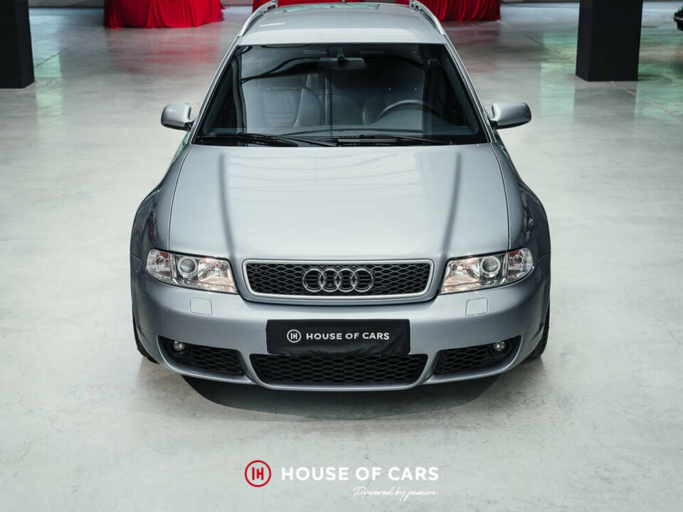 Image 3/25 de Audi RS4 Avant (2001)