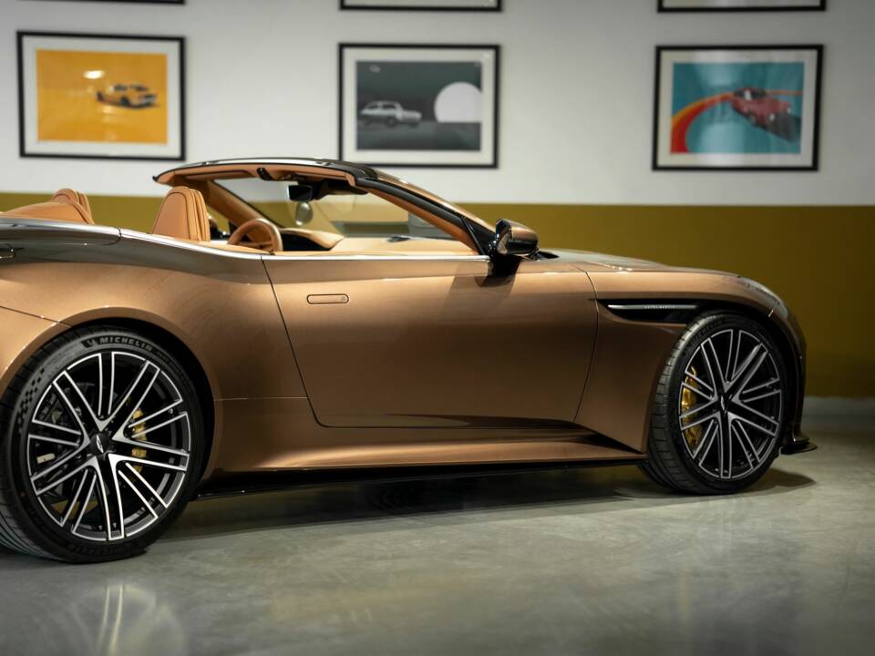 Bild 20/51 von Aston Martin DB12 Volante (2024)