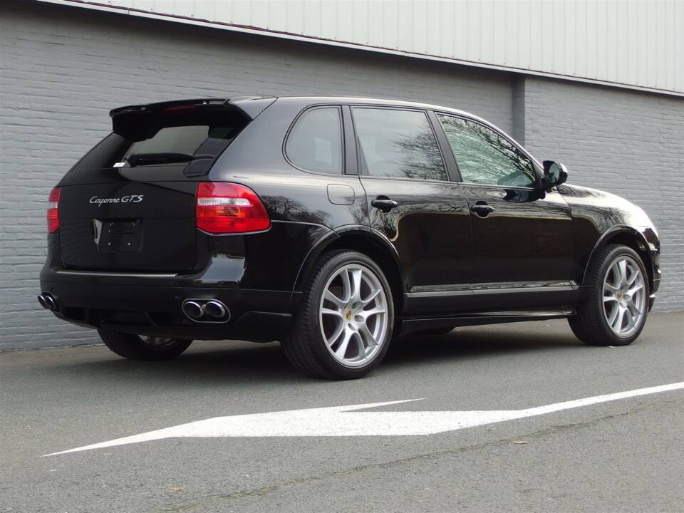 Immagine 4/99 di Porsche Cayenne GTS (2008)